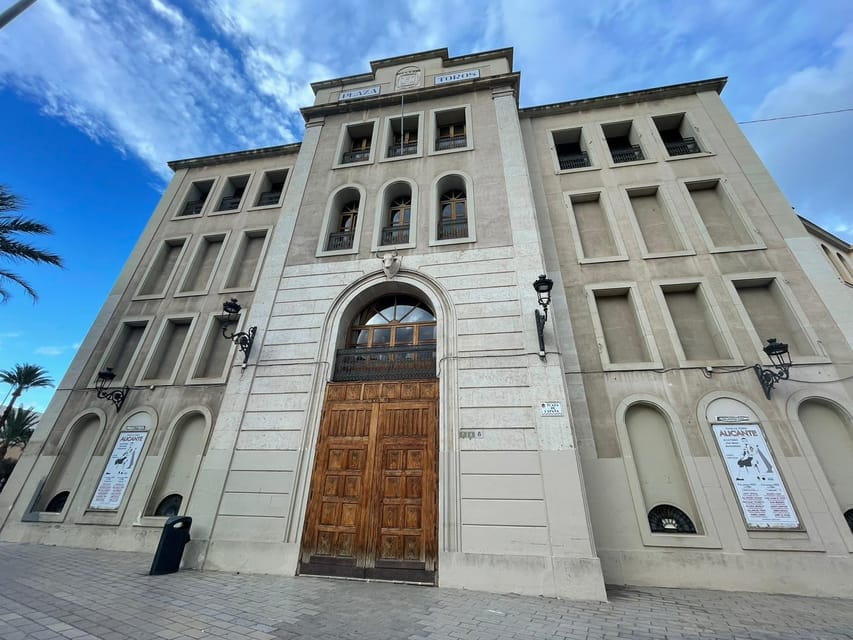 Alicante: Private Guided Visit to Alicante Bullring & Museum - Guided Tour Details