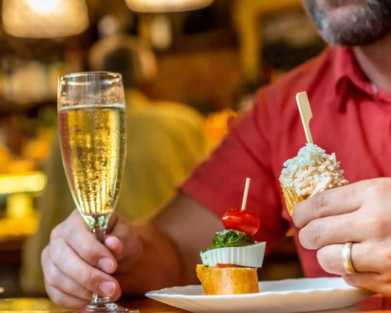 All Alicante with Castle, Market and Tapas. Small group max 8 people - Key points / Takeaways