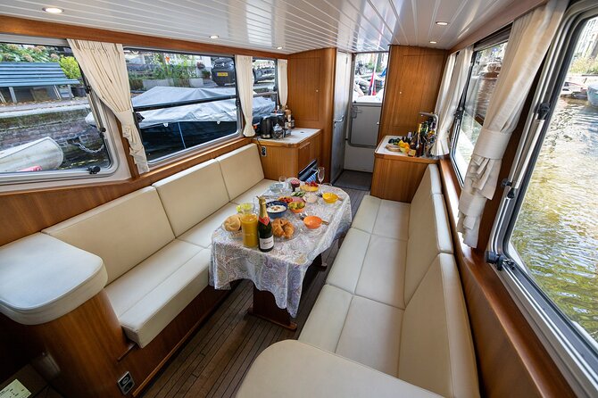 All Inclusive Max 8 Person Cruise With Captain Jack Himself - Exploring the UNESCO-listed Canal Ring