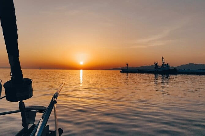 All inclusive Sunset Cruise Delos & Rhenia - free transpotation - A detailed look at the experience: Sailing, beaches, and ancient ruins