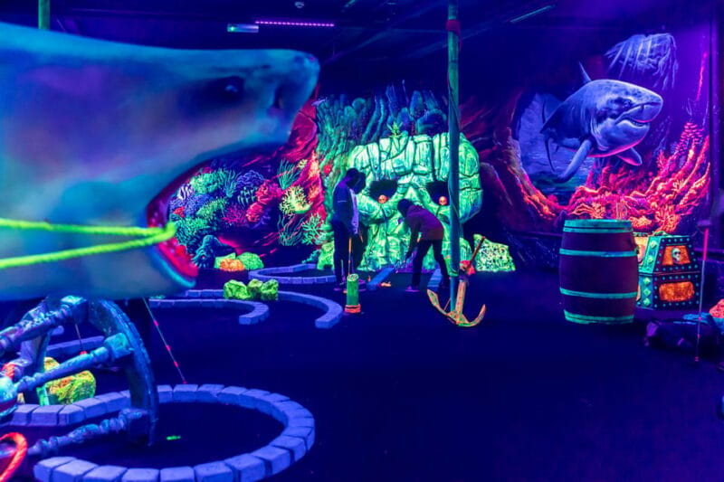 Aloha Amsterdam: 12-Hole Glow-in-the-Dark Mini-Golf - What to Expect During Your 45 Minutes