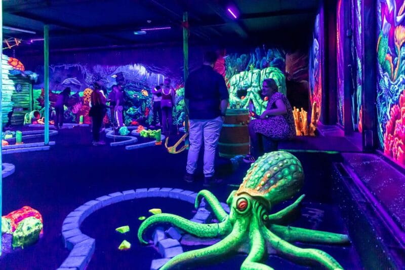 Aloha Amsterdam: 12-Hole Glow-in-the-Dark Mini-Golf - Accessibility and Practical Info