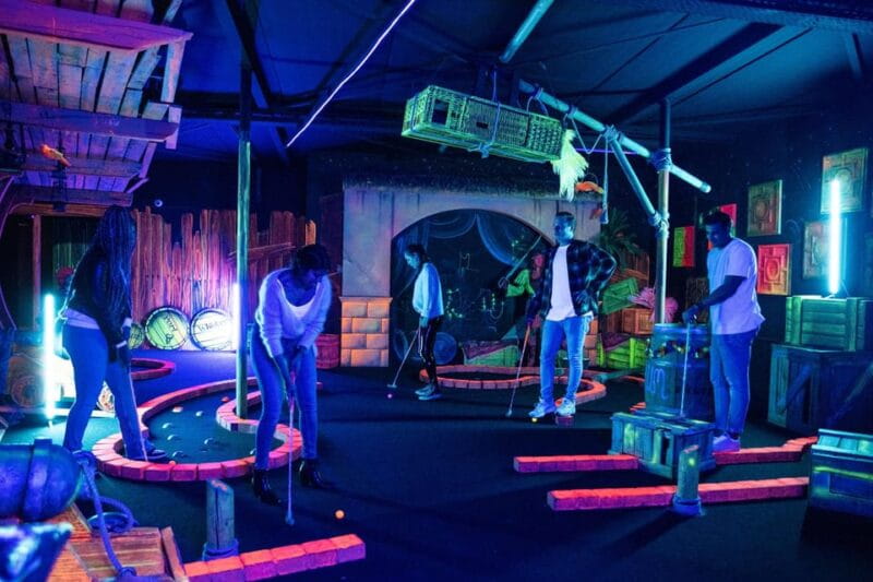 Aloha Amsterdam: 12-Hole Glow-in-the-Dark Mini-Golf - Practical Tips for Visiting