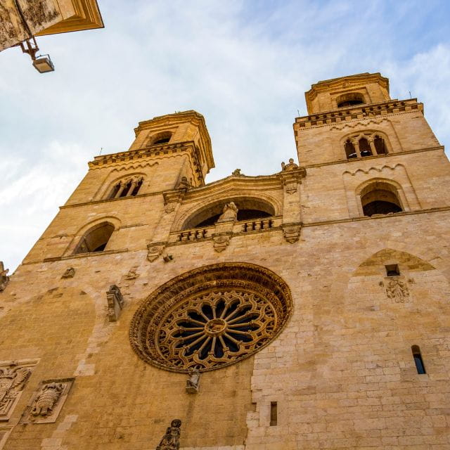 Altamura: Private Guided City Walking Tour - Discovering Altamura: A Guided Tour of Charm and Heritage