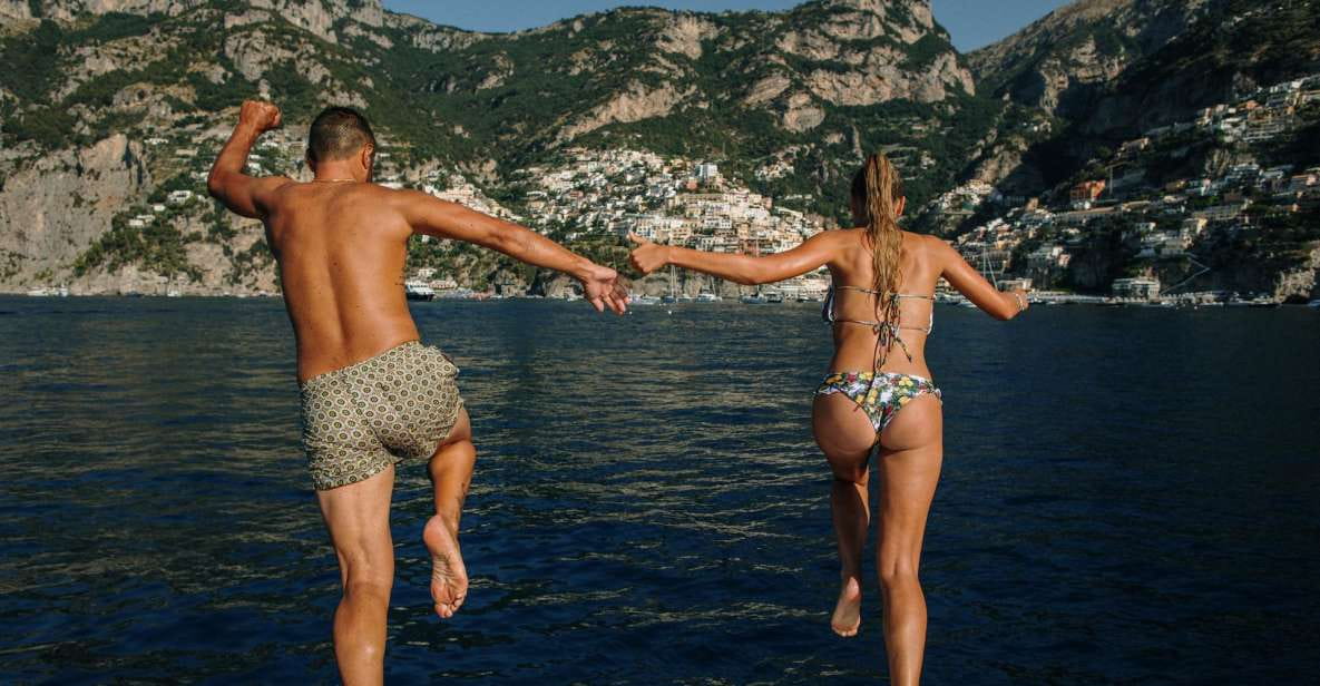 Amalfi Coast: Boat Tour With Positano and Amalfi - Live Tour Guide Options