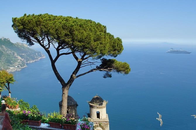 Amalfi Coast Drive Exclusive With Positano Visit from Sorrento - Key points / Takeaways