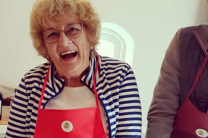 Amalfi Coast Home Cooking Class With Meal & Drinks Included - Accessibility and Policies