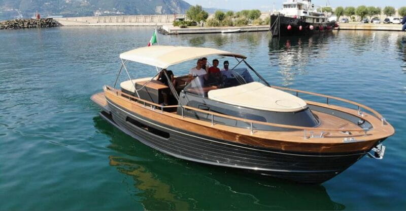 Amalfi Coast: Romantic Sunset Cruise with Music & Cocktails - FAQ