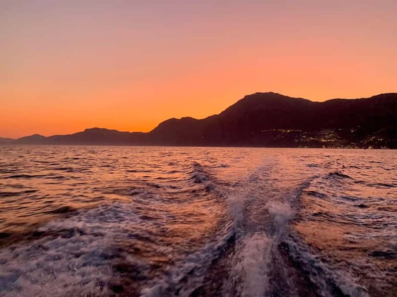Amalfi coast: Sunset Boat Tour with Aperitif and Prosecco - The Sum Up: Who Should Consider This Experience?