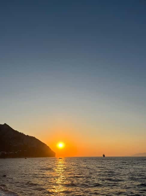 Amalfi coast: Sunset Boat Tour with Aperitif and Prosecco - FAQs