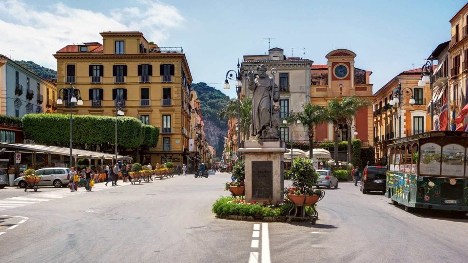 Amalfi Coast Wheelchair Accessible Tour - Key Points