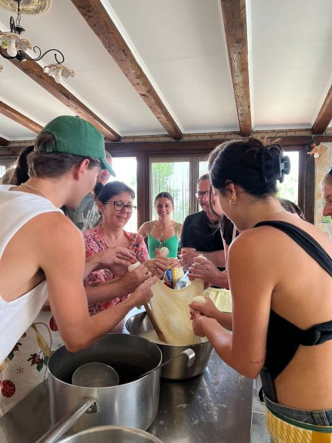 Amalfi Cooking class: Tiramisù, mozzarella and Pasta - Who Should Consider This Experience?