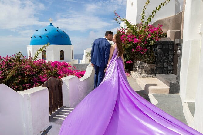 Amazing Flying Dress Photoshoot in Santorini - Exploring the Santorini Flying Dress Photoshoot in Depth