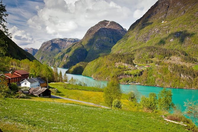 AMAZING HARDANGER FJORD: Private guided round trip from Bergen, 10 hours - Key points / Takeaways
