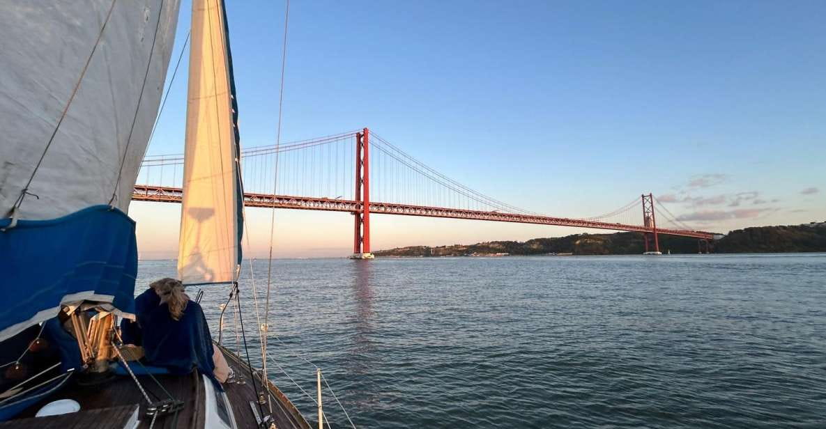 Amazing Lisbon Private Boat Tour With Drinks - Itinerary Details