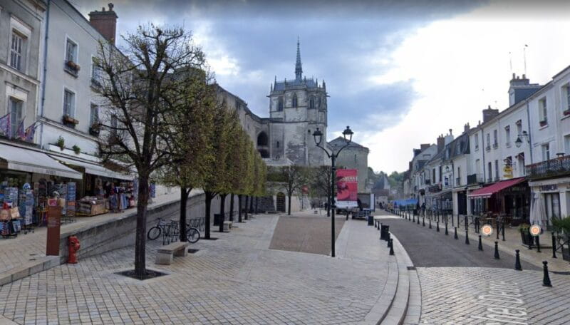 Amboise: Private Guided Tour of the Castle with Entry Ticket - The Sum Up: Is This Tour Worth It?