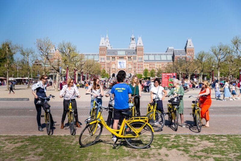Amsterdam: 2-Hour City Highlights Guided Bike Tour - Exploring Amsterdam’s Highlights at a Relaxed Pace