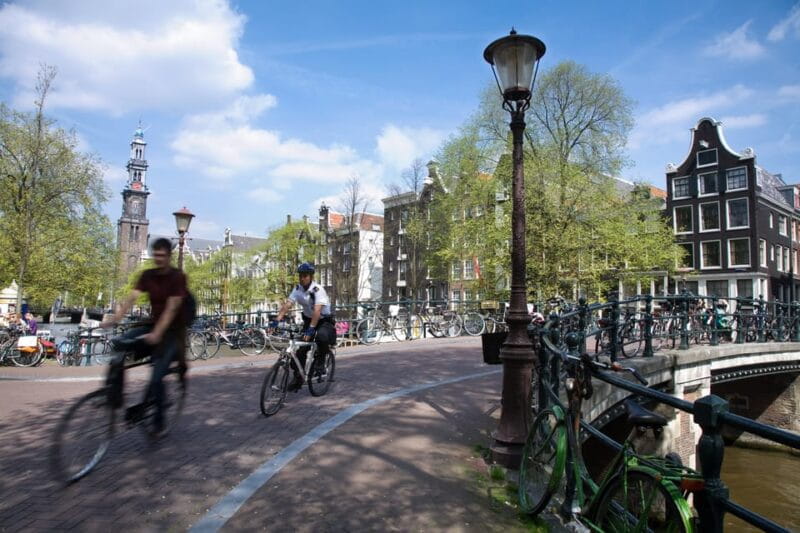 Amsterdam: 3-Hour Private Bike Tour of the City Center - Who Should Book This Tour?