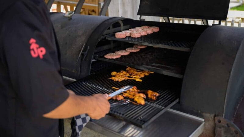 Amsterdam Arcade Game Hall: Classic & Modern Fun, UP Events - Entering the World of Classic to Modern Gaming