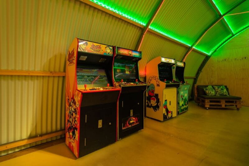 Amsterdam Arcade Game Hall: Classic & Modern Fun, UP Events - Who Would Love This?