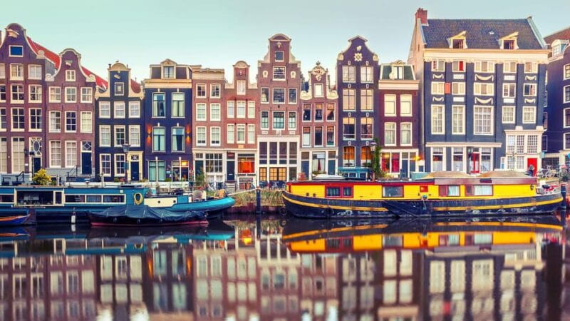 Amsterdam Audioguide - TravelMate app for your smartphone - Discovering the Heart of Amsterdam