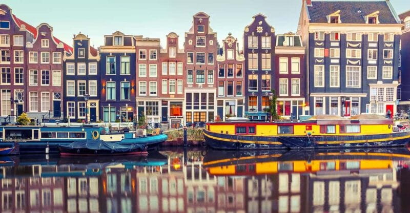 Amsterdam Audioguide - TravelMate app for your smartphone - Practical Considerations and Value
