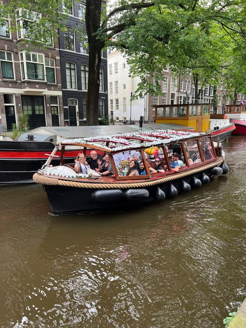Amsterdam: Boat Tour with Optional Unlimited Drinks - Key Points / Takeaways