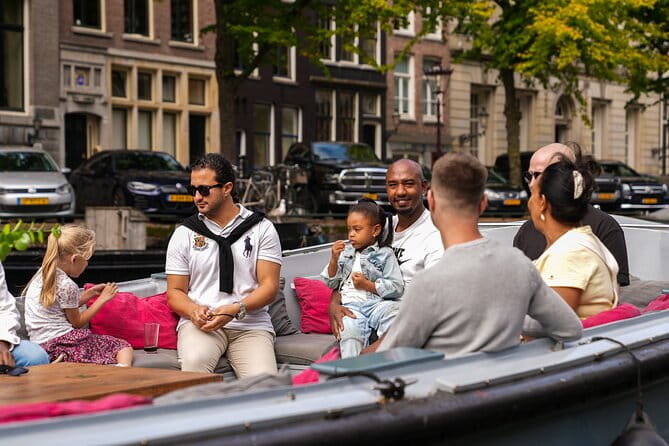 Amsterdam Canal Cruise with Dutch Pancakes and Drinks - Key Points / Takeaways