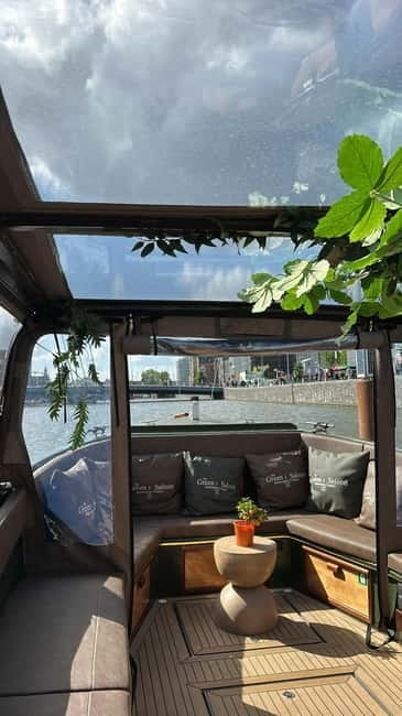 Amsterdam: Covered Canal Cruise with Drinks & Bites - Final Thoughts: Who Should Book This Experience?