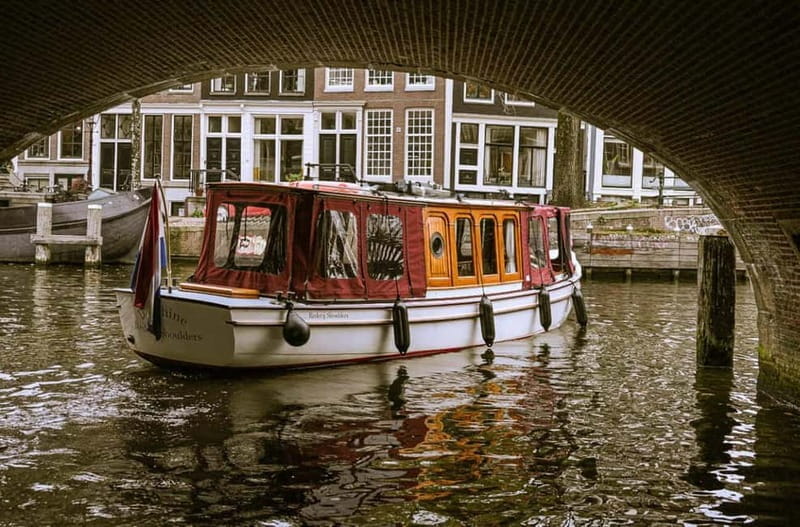 Amsterdam Daytime Boat Private Canal Cruise Tour With Guide - Key Points and Takeaways