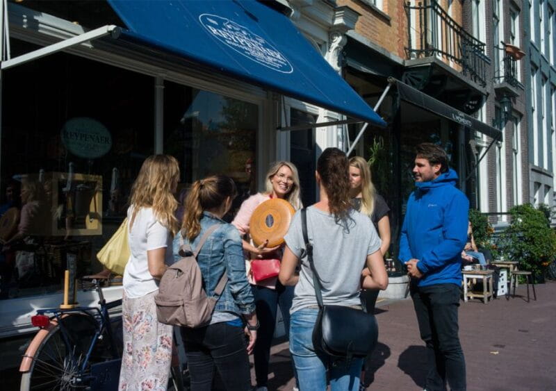 Amsterdam: Guided Cultural Food Tour in German or English - Exploring Amsterdam’s Heart: A City of Contrasts and Charm