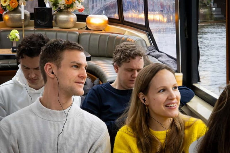 Amsterdam: Historic Virtual Reality Boat Tour - Key Points/Takeaways
