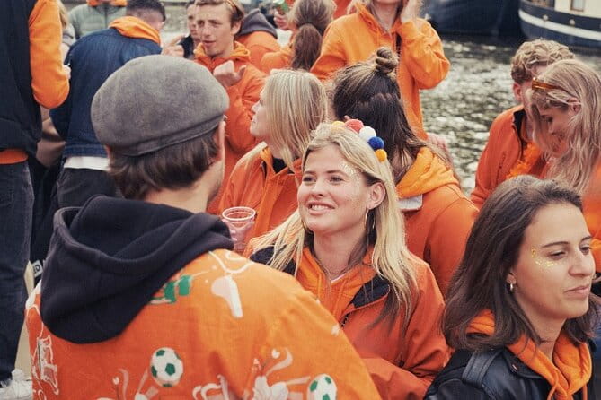 Amsterdam Kings Day Boat Party with Unlimited Drinks 2025 - FAQ