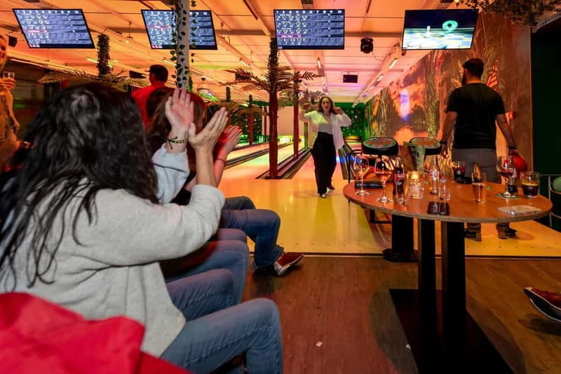 Amsterdam: LED Bowling Experience - The Value of the Experience