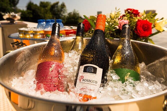 Amsterdam Luxury Open Boat Canal Cruise with Unlimited Drinks - Who Will Love This Tour?