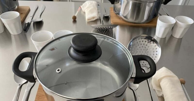 Amsterdam: Make your cheese next to De Hallen - Entering the World of Dutch Cheesemaking