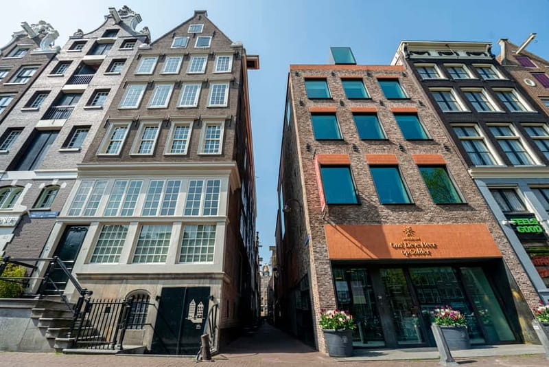 Amsterdam: Our Lord in the Attic Museum Entry Ticket - Exploring the Secret Past in a Small, Authentic Museum