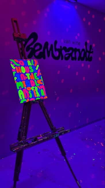 Amsterdam: Paint and Sip in the Dark at Rembrandt van Wine - Who Will Love This Experience?