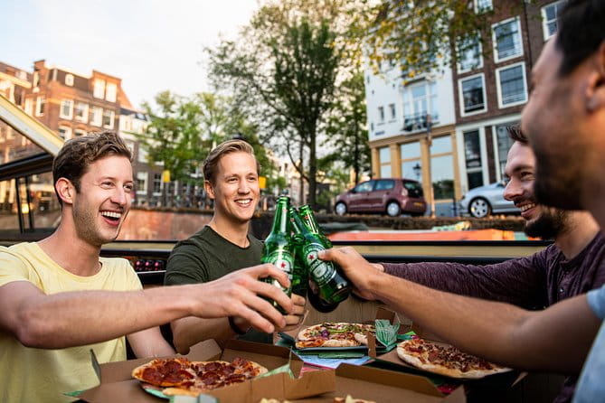 Amsterdam Pizza Cruise with Unlimited Drinks - The Experience in Detail