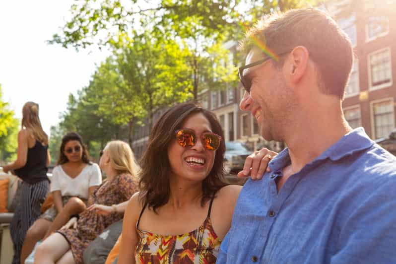 Amsterdam: Private Canal Cruise in German + Unlimited Drinks - Who Will Love This Tour