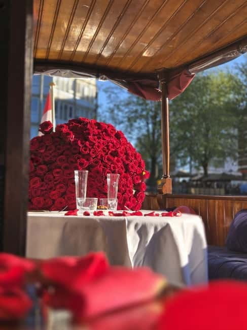 Amsterdam: Private Dinner Cruise on a Luxury Saloon Boat - FAQs
