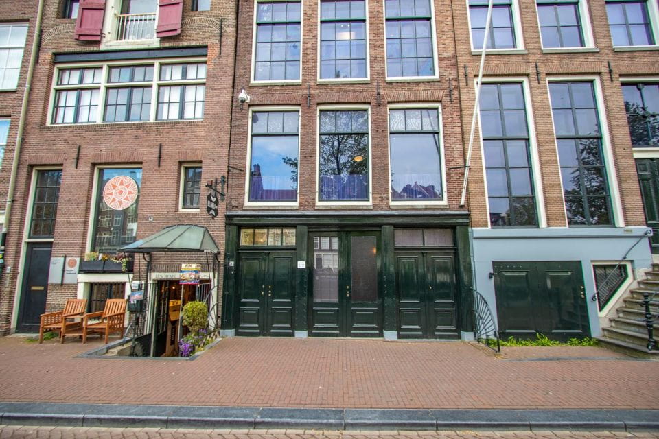 Amsterdam: Private Exclusive History Tour With Local Expert - Historical Insights