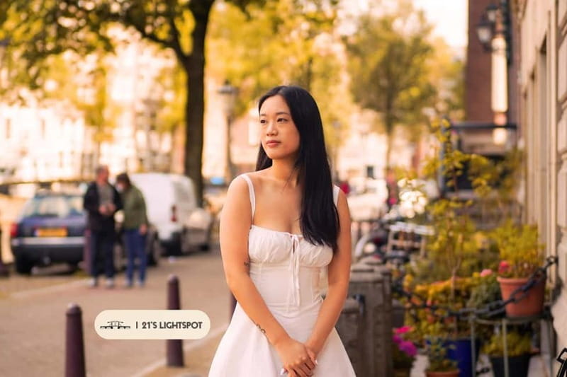 Amsterdam: Private Photoshoot for Couples, Families, or Solo - Who Should Book This?