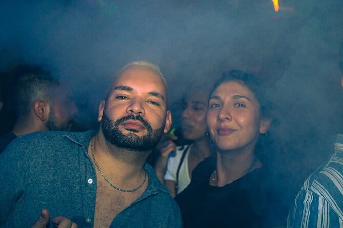 Amsterdam Private Pub Crawl in the City Center - Discovering the Amsterdam Private Pub Crawl in the City Center