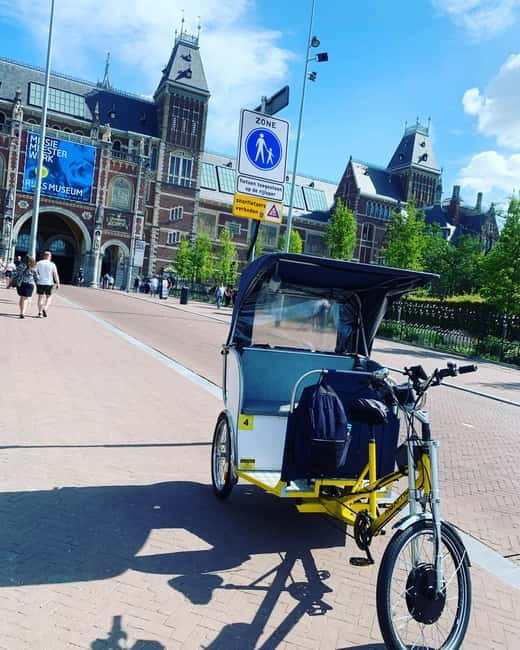 Amsterdam: Private Rickshaw Tour with Local Guide - How the Tour Works and What to Expect