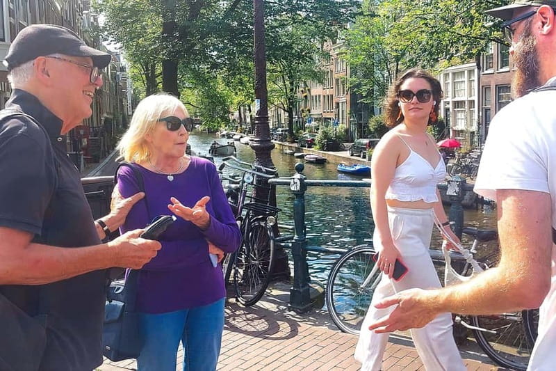 Amsterdam: Private Tour with Local Guide (French or English) - Exploring Amsterdam at Your Own Pace