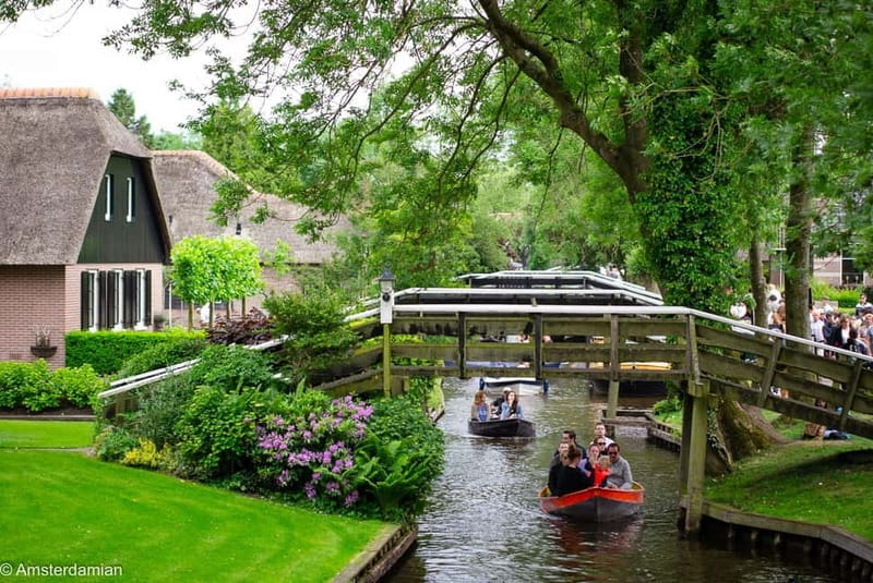 Amsterdam: Windmills village & Giethoorn Private Tour by Car - The Charm of Giethoorn
