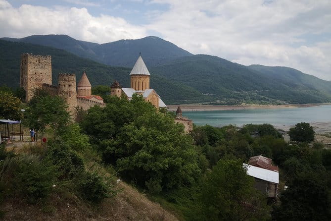 Ananuri-Gudauri-Kazbegi Private Full Day Tour from Tbilisi - Who Should Consider This Tour?