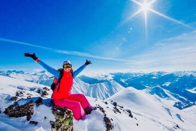 Ananuri, Gudauri ski resort, private tour - Visiting the Ananuri Fortress: Medieval Marvel