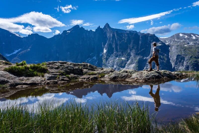 Andalsnes: Bike & Hike Adventure to Litlefjellet Summit - Descent and Return Journey
